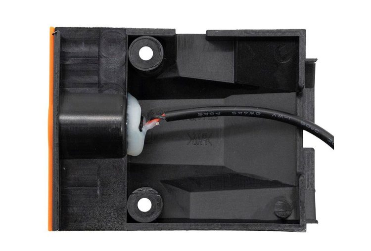 Carcasa si lumina laterala stanga fata KuKirin G2 PRO 2024