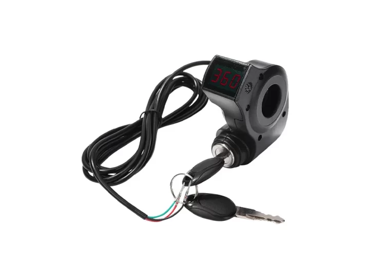 Contact cu cheie si display voltaj