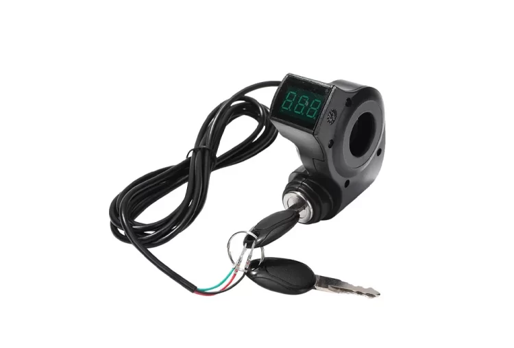 Contact cu cheie si display voltaj