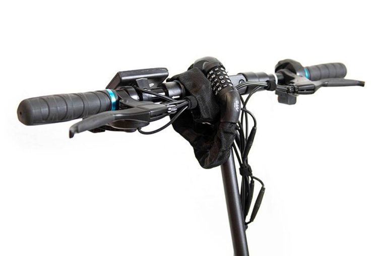 Incuietoare Anti-Furt cu cifru si imbracaminte texila neagra pentru trotinete