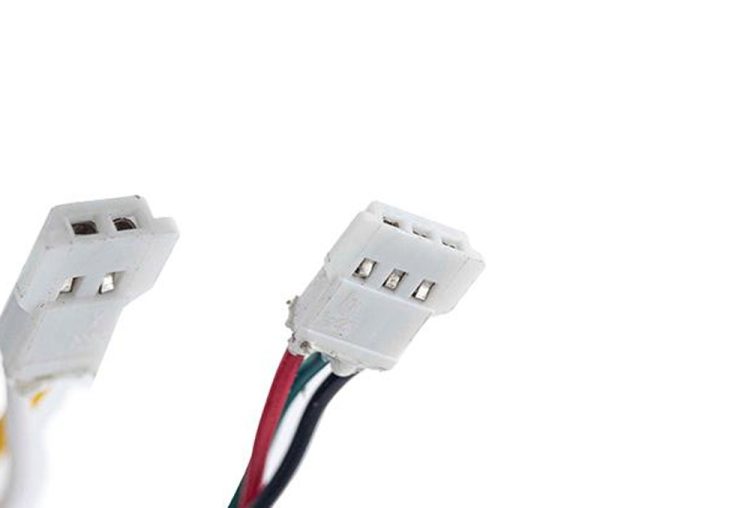 Maneta de acceleratie cu buton tempomat de pornire pentru trotinetele electrice