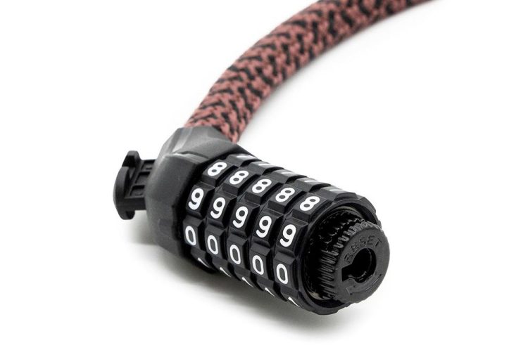 Anti-Furt Trotinete cu cifru si design texil maro